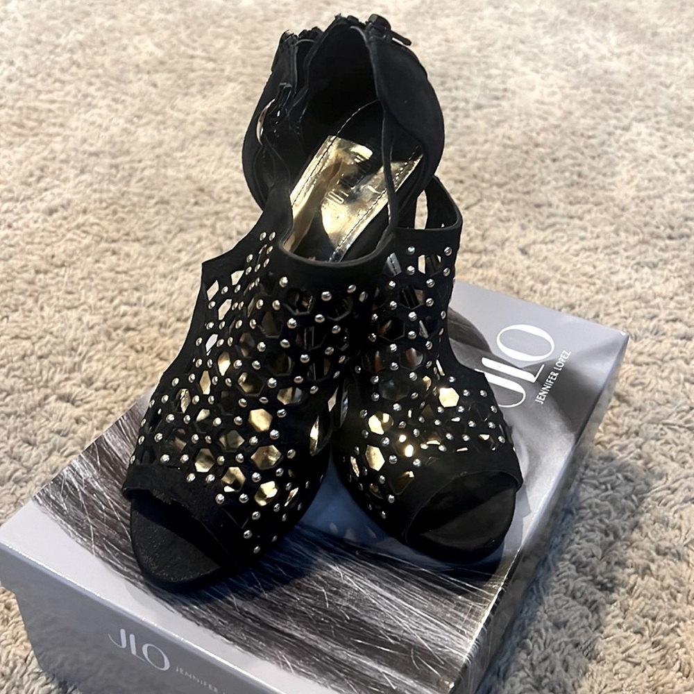 Jennifer Lopez heels